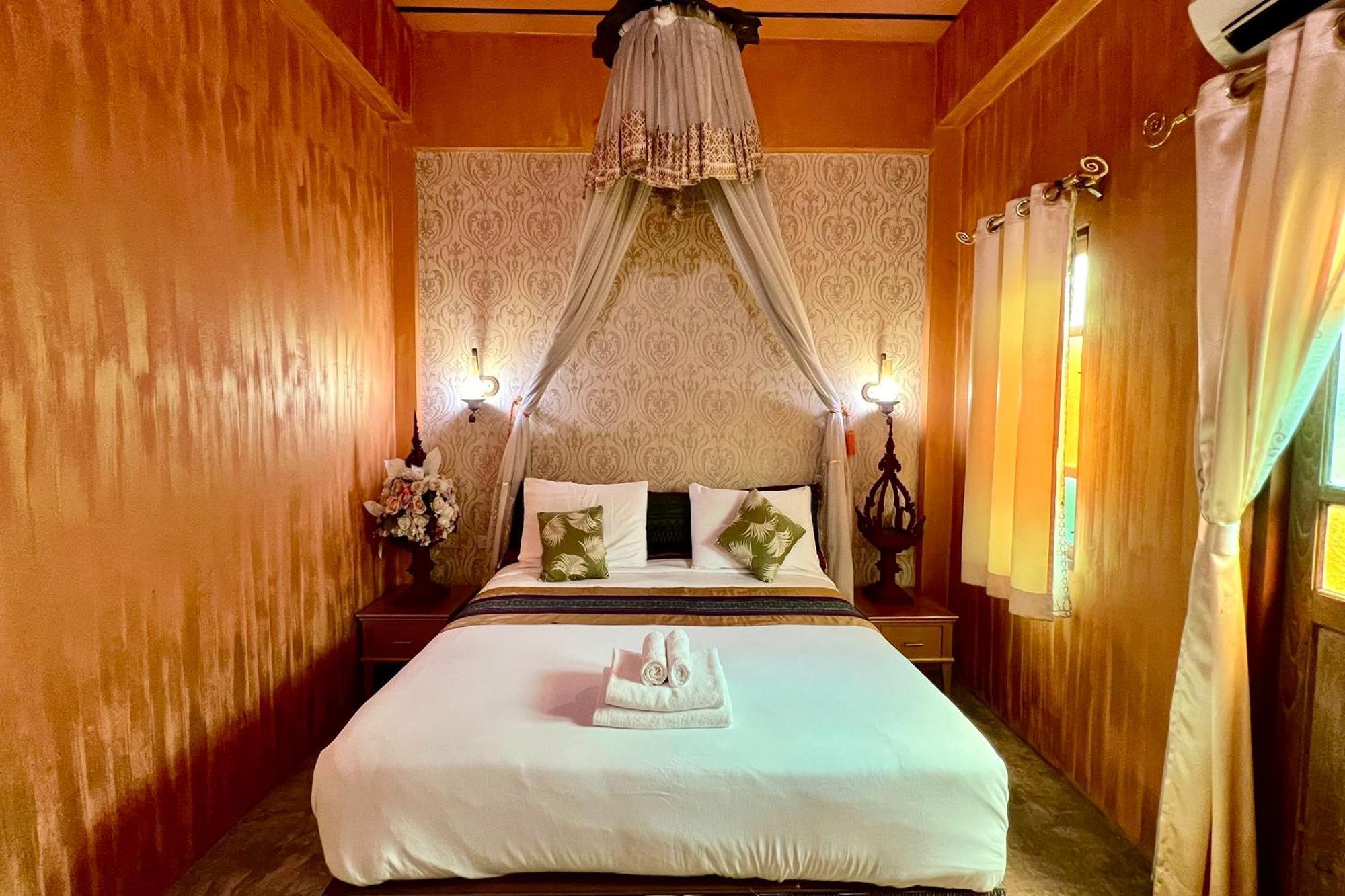 Amethyst Hotel Chiang Mai Extérieur photo