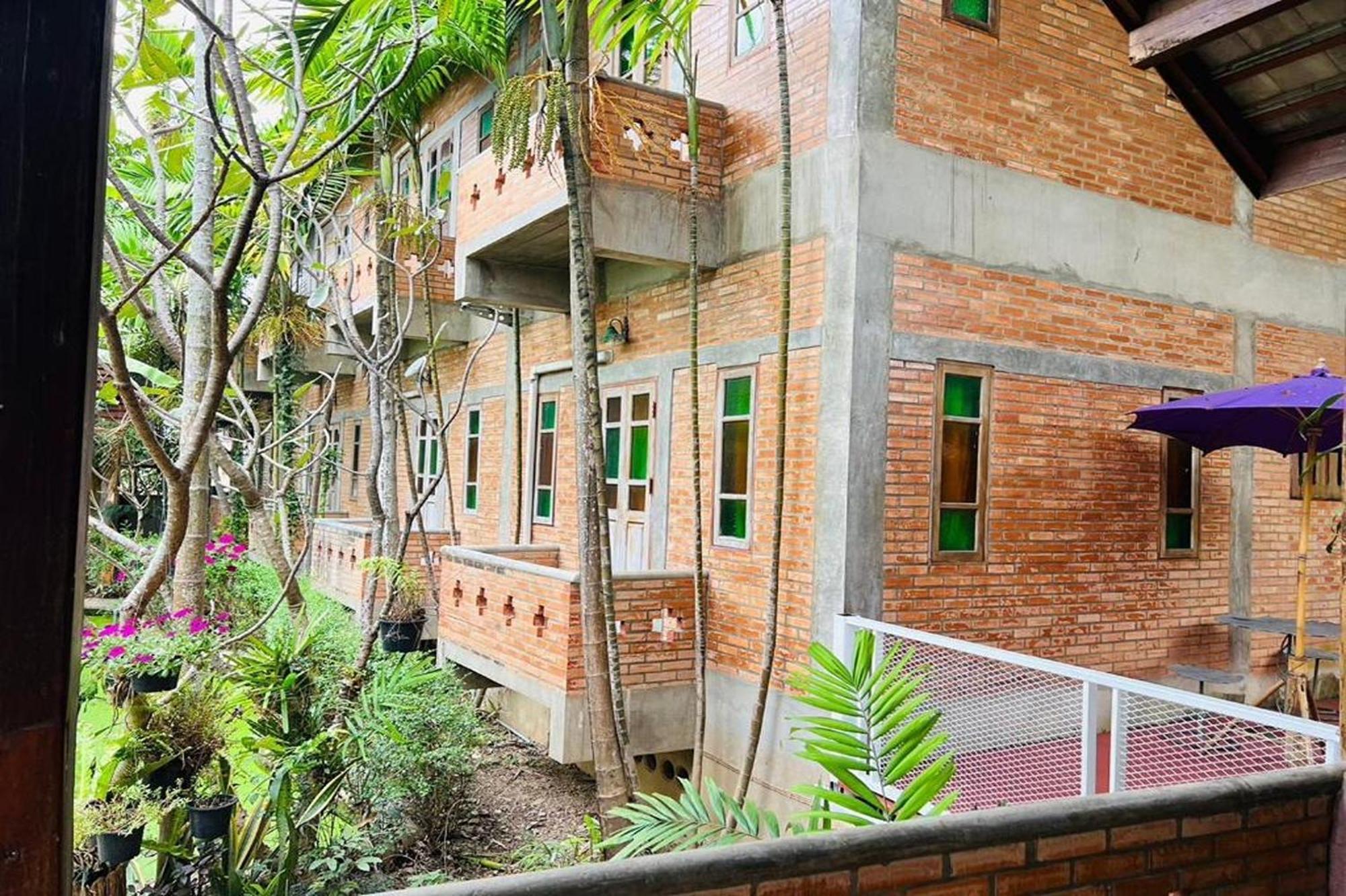 Amethyst Hotel Chiang Mai Extérieur photo