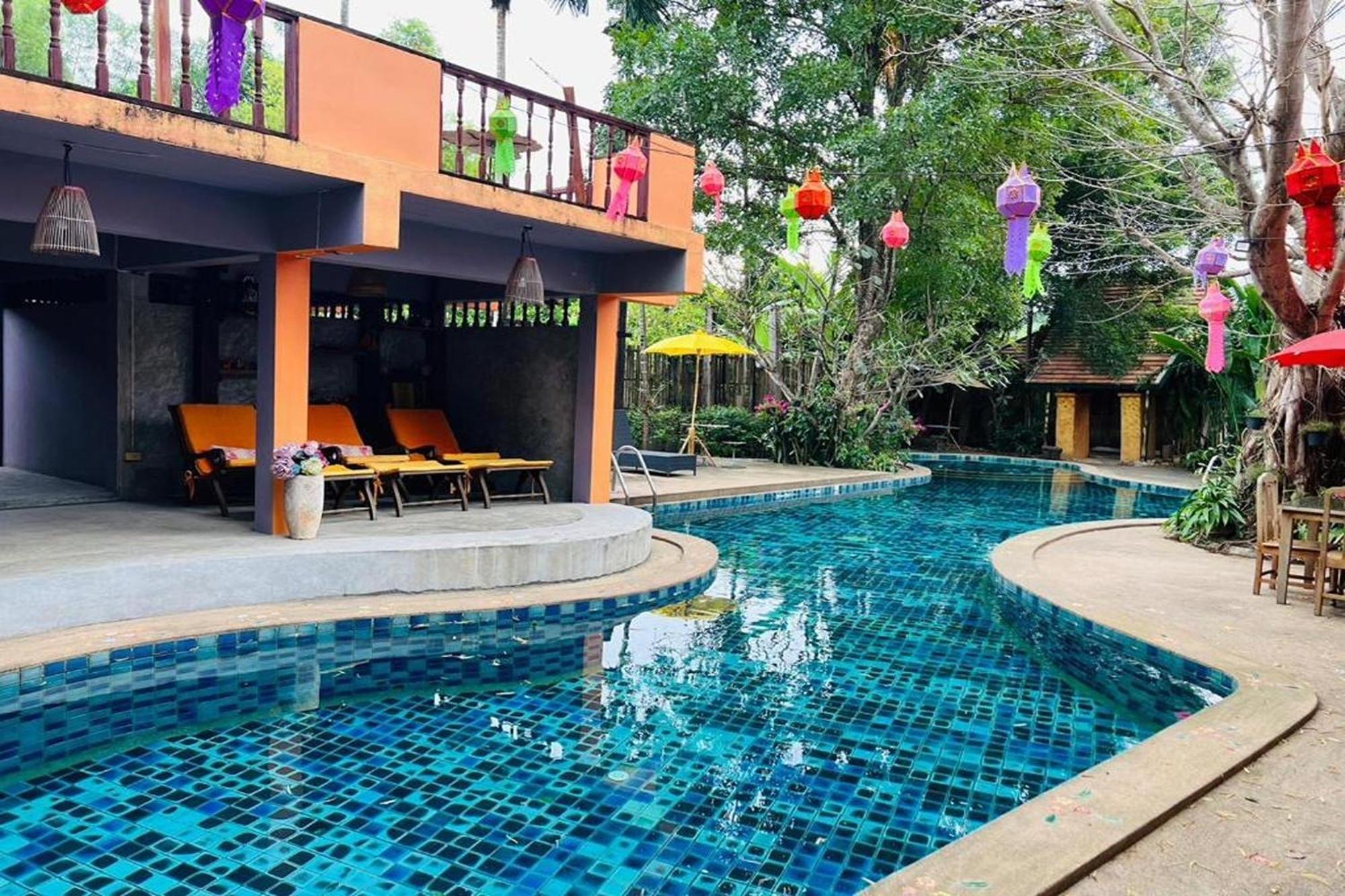 Amethyst Hotel Chiang Mai Extérieur photo