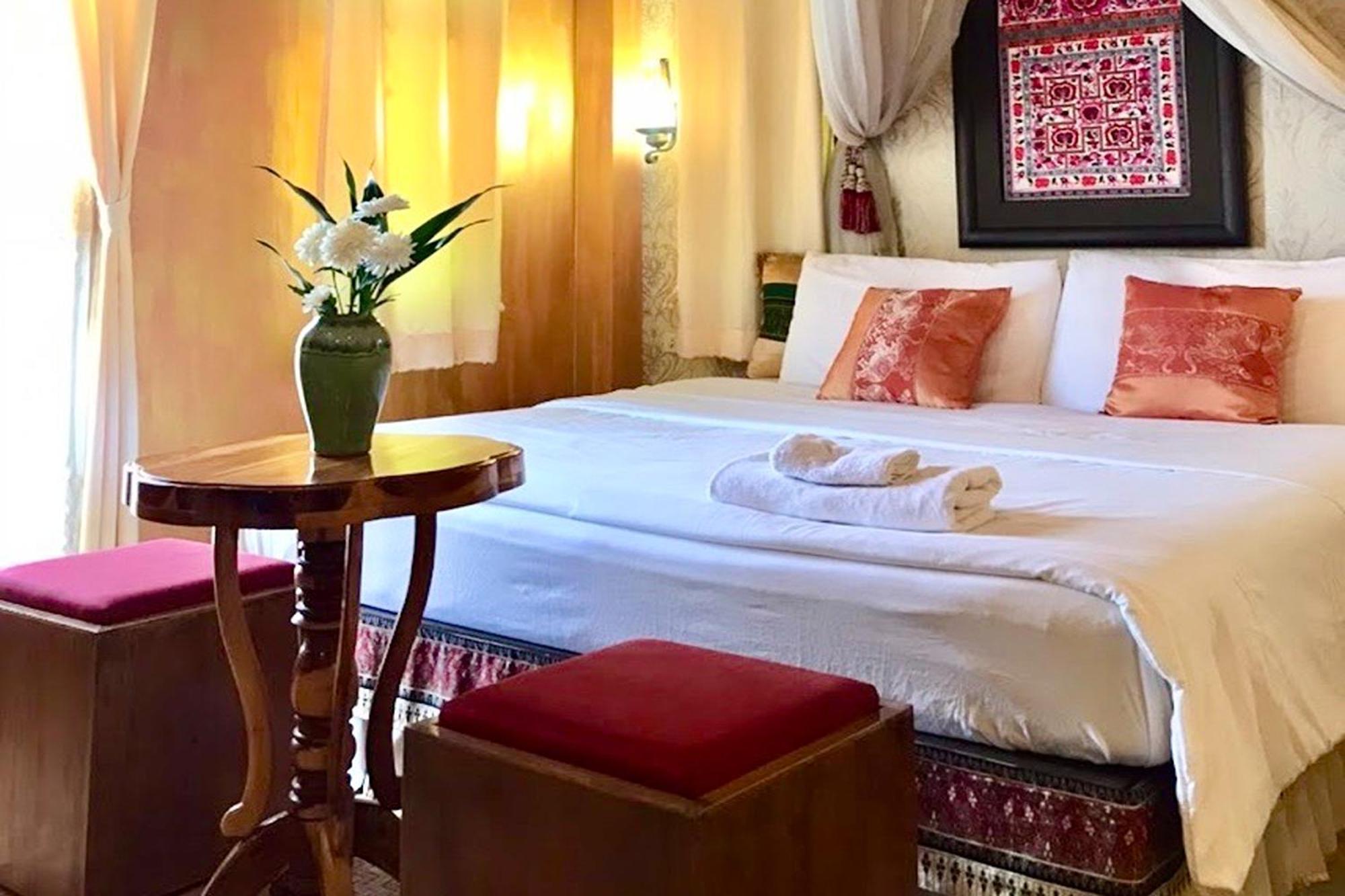 Amethyst Hotel Chiang Mai Extérieur photo