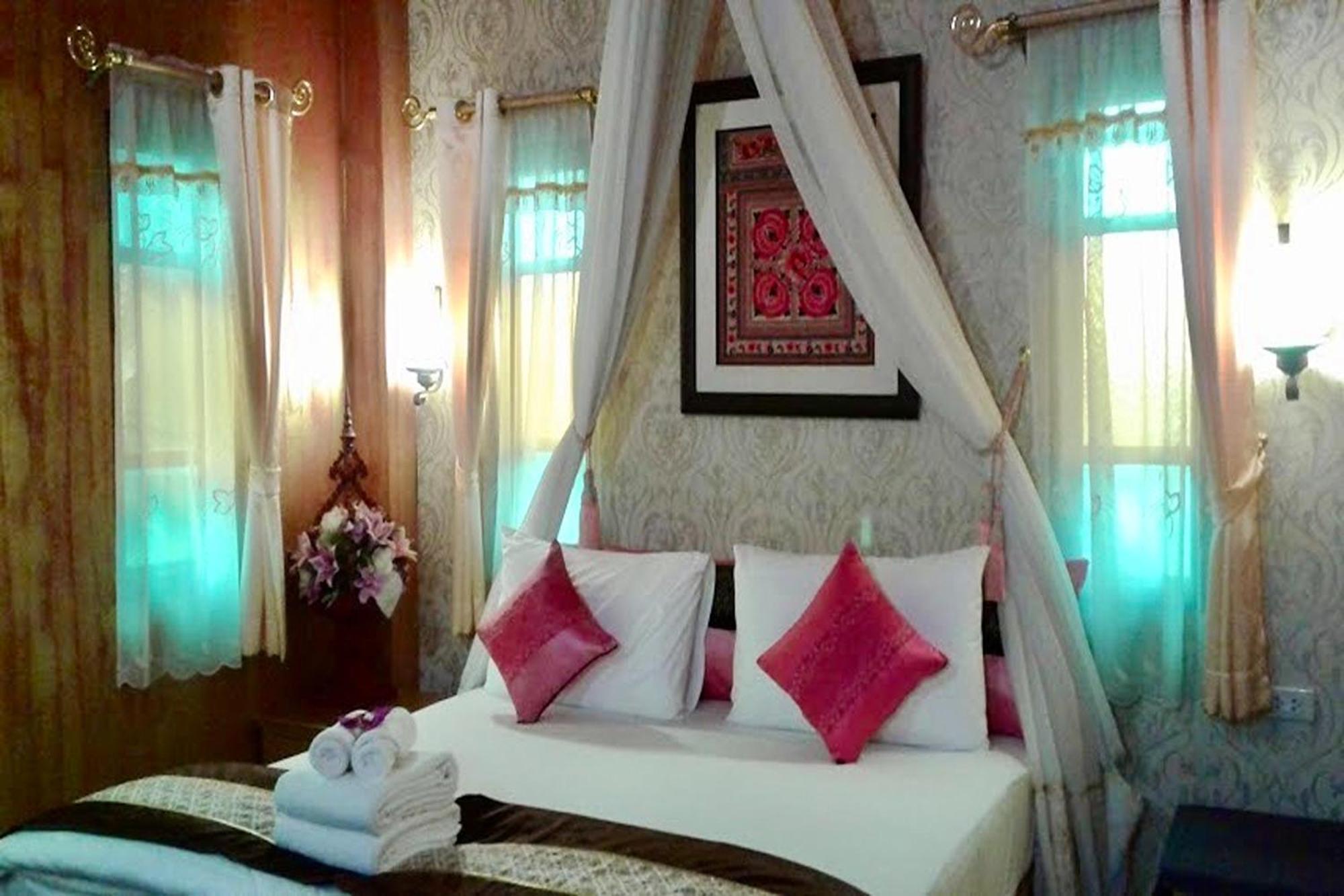 Amethyst Hotel Chiang Mai Extérieur photo