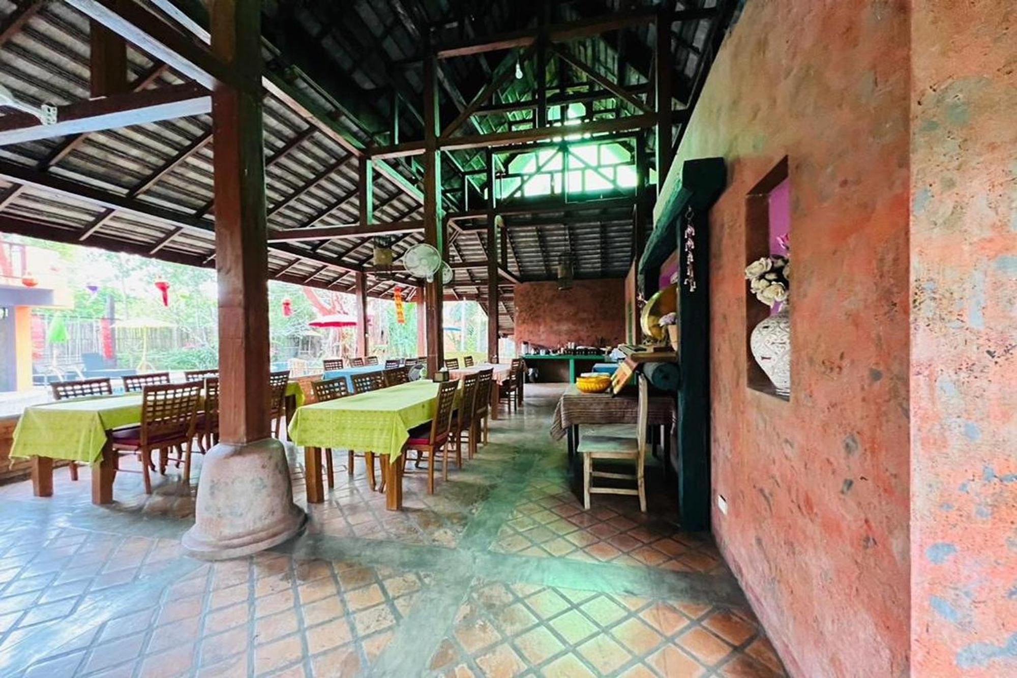Amethyst Hotel Chiang Mai Extérieur photo