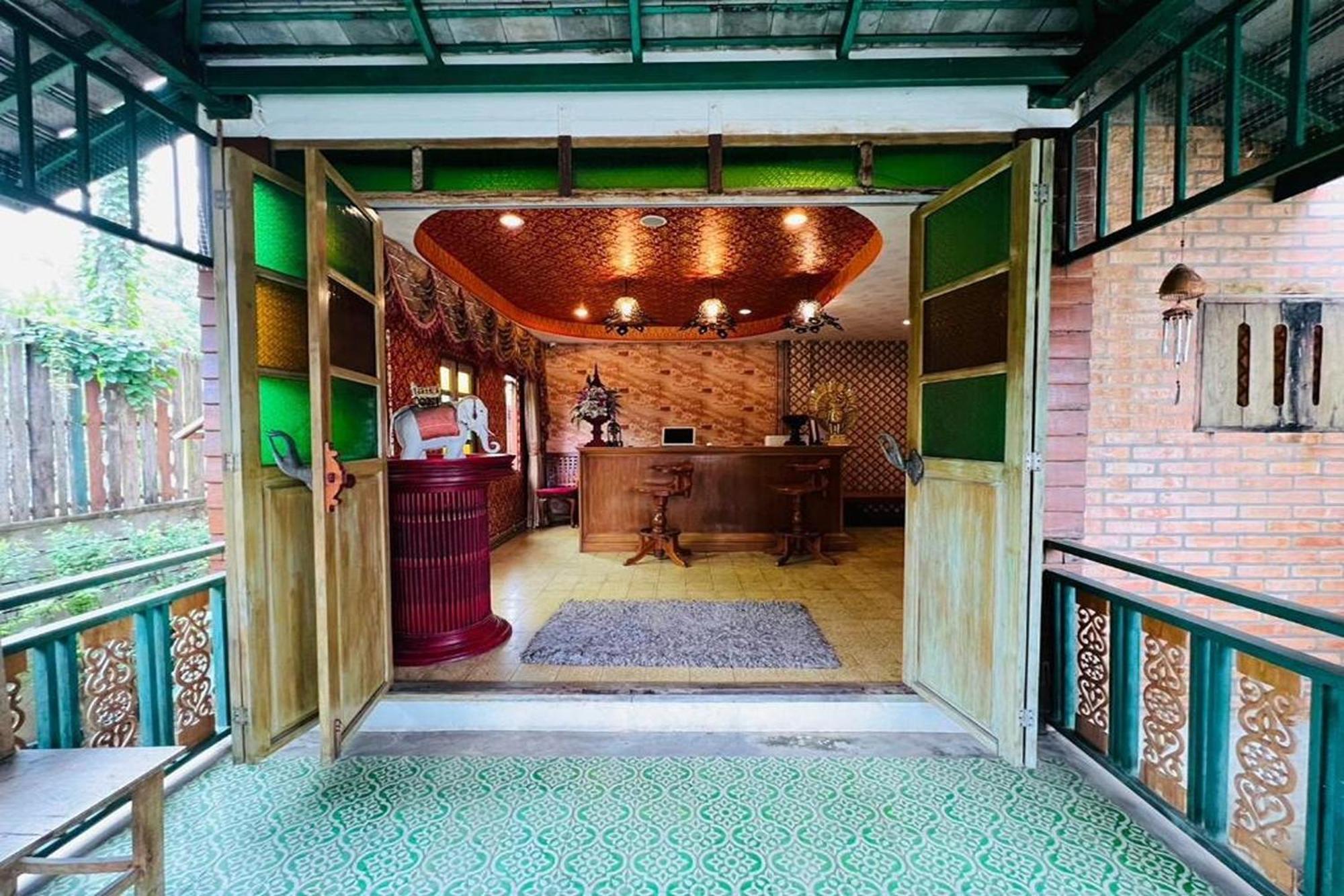 Amethyst Hotel Chiang Mai Extérieur photo