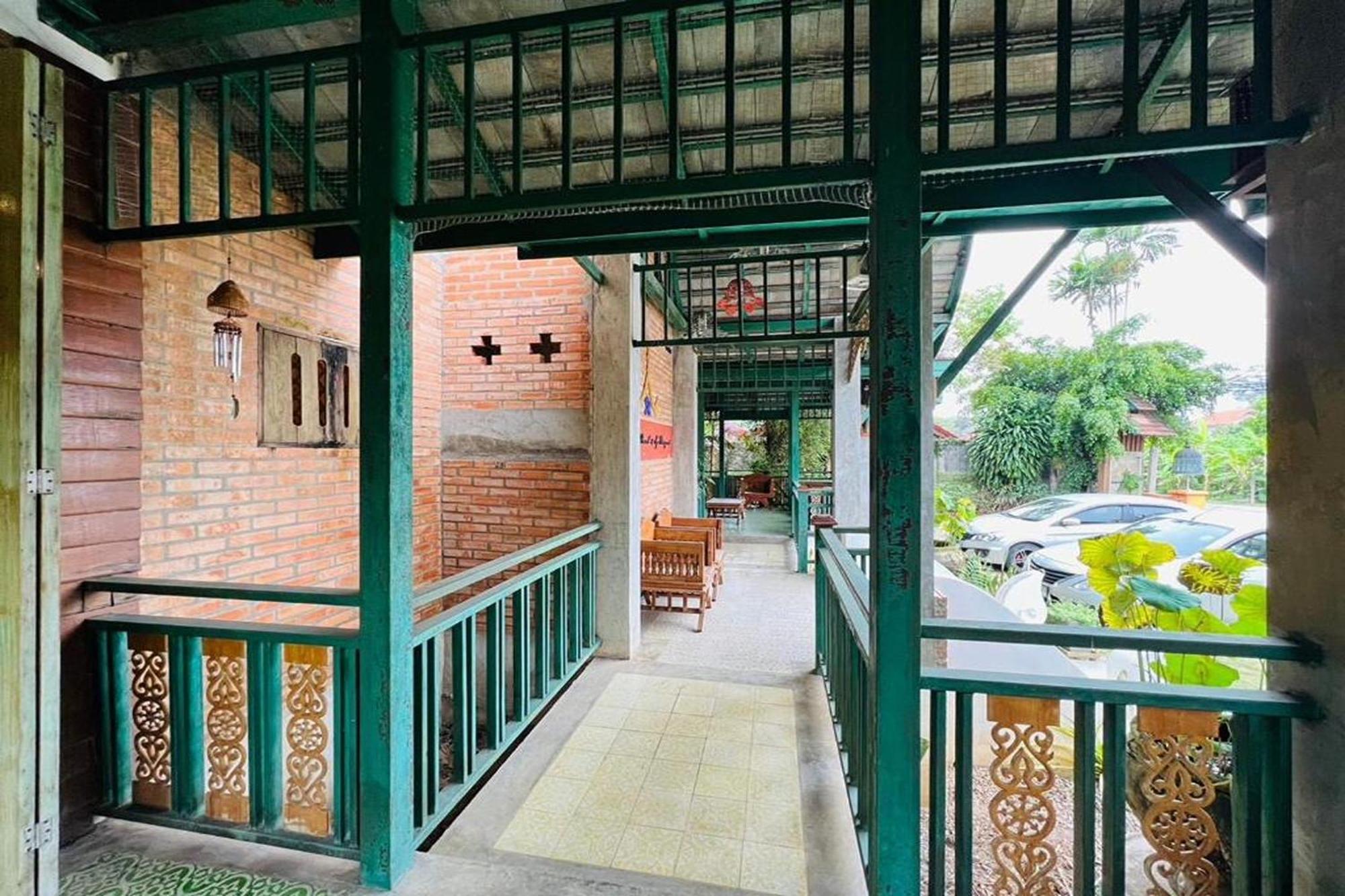 Amethyst Hotel Chiang Mai Extérieur photo